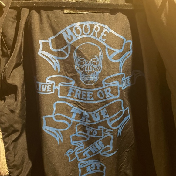 Volcom snowboard shell - Picture 3 of 8